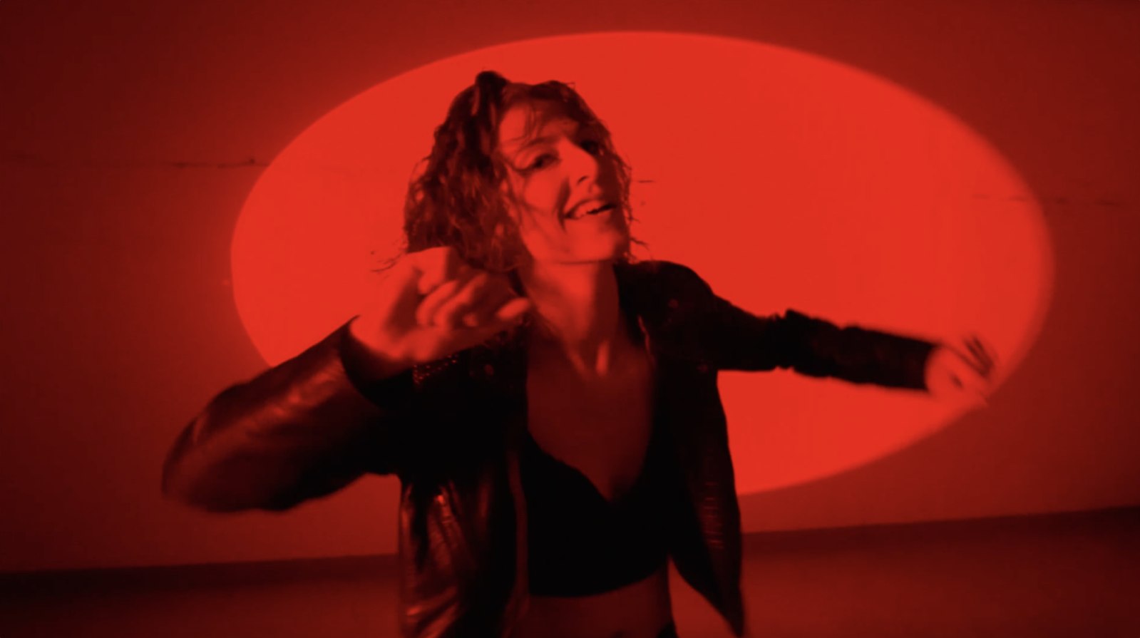 Didiike - Shadow, making-of - danseuse