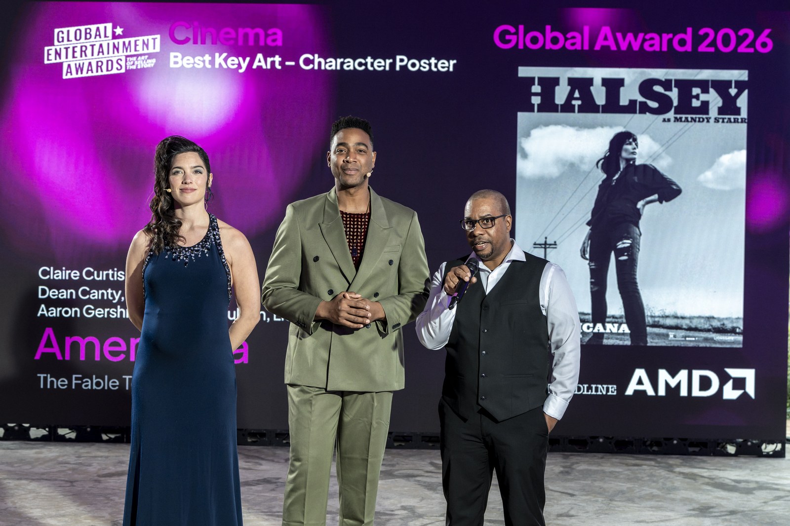 Steven Luchel présentant le prix Best Key Art - Character Poster, Global Entertainment Awards 2026